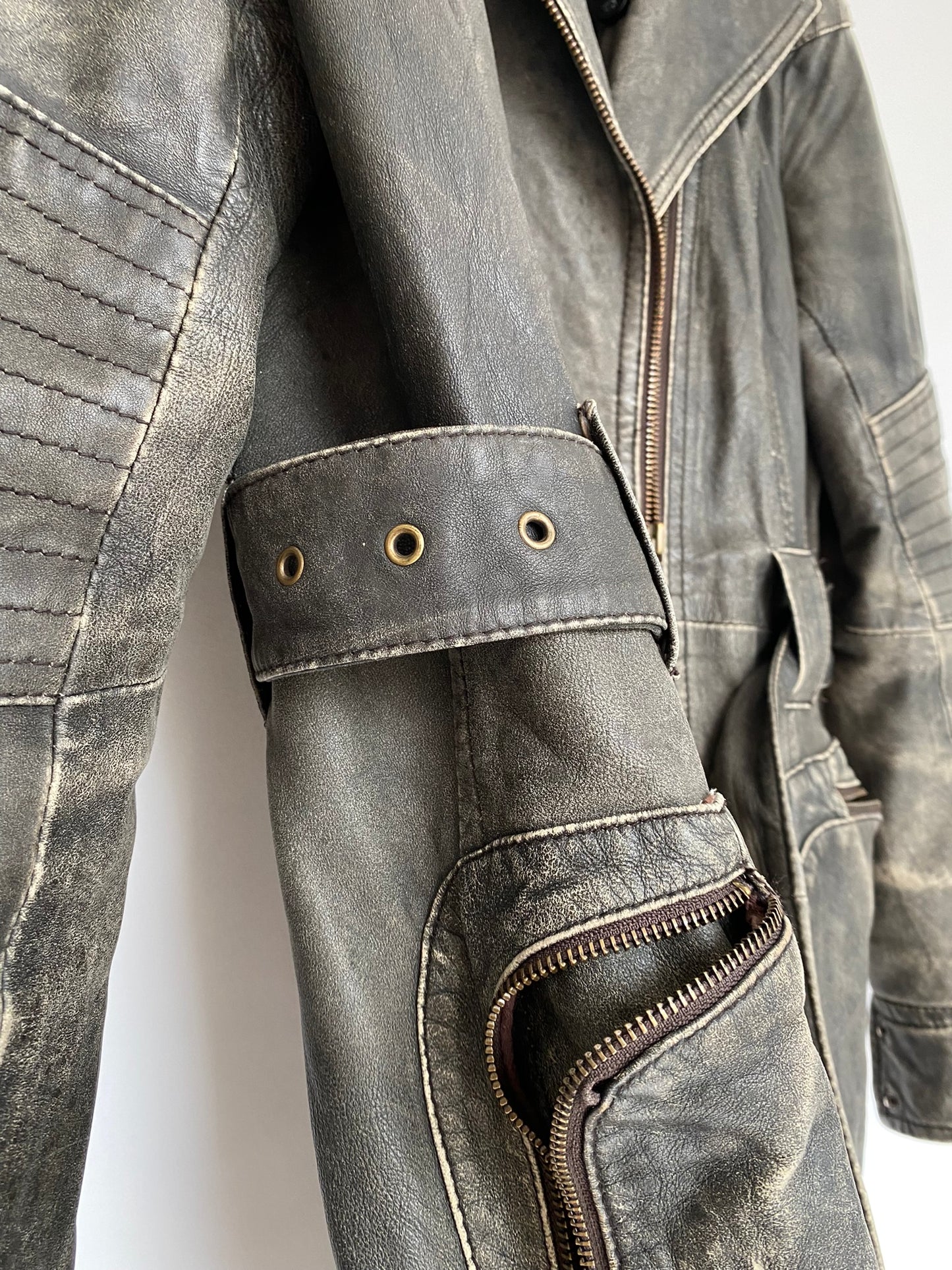 Arma long leather grey jacket