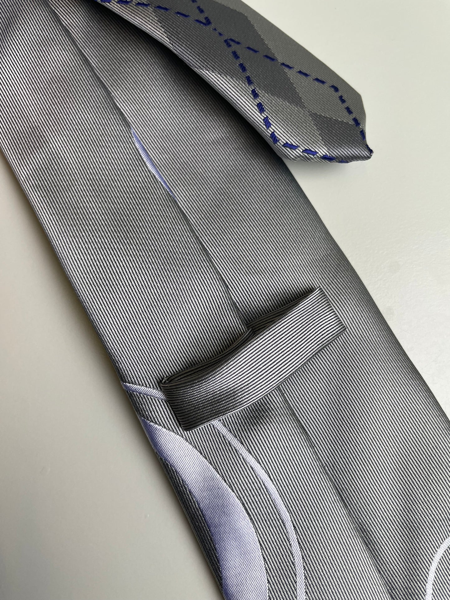 La Fam tie