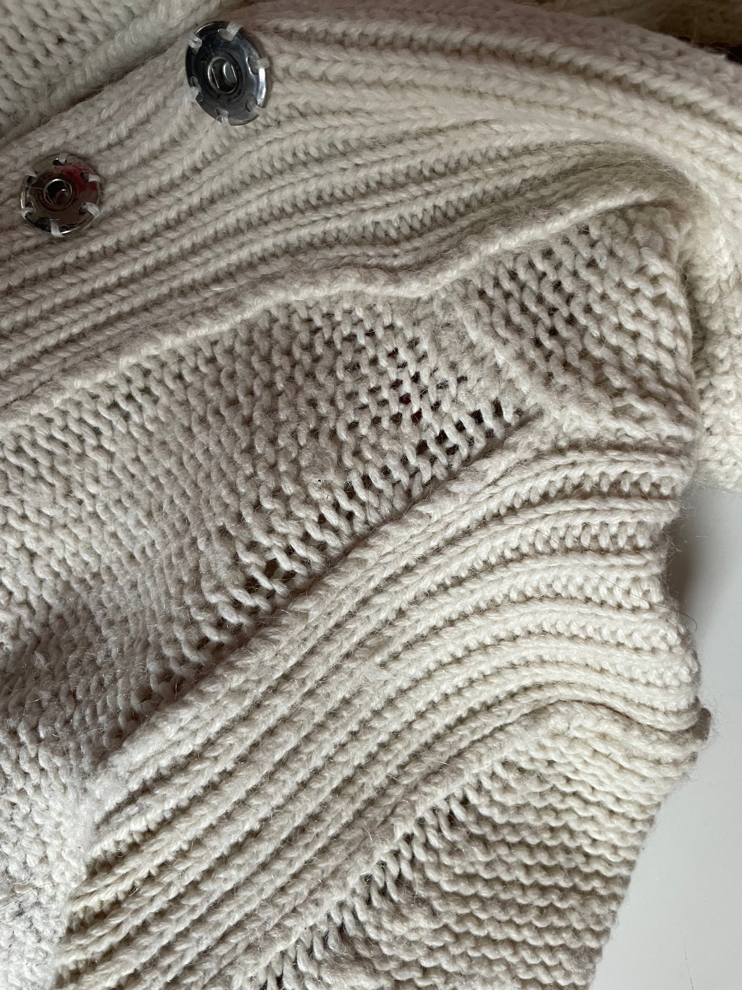 Knitted hooded cardigan