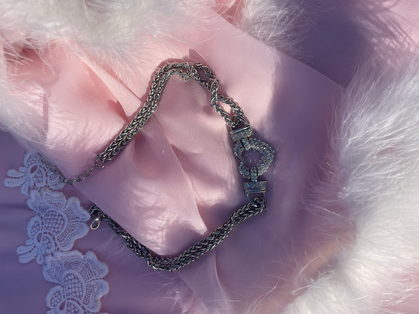 Heart charm choker