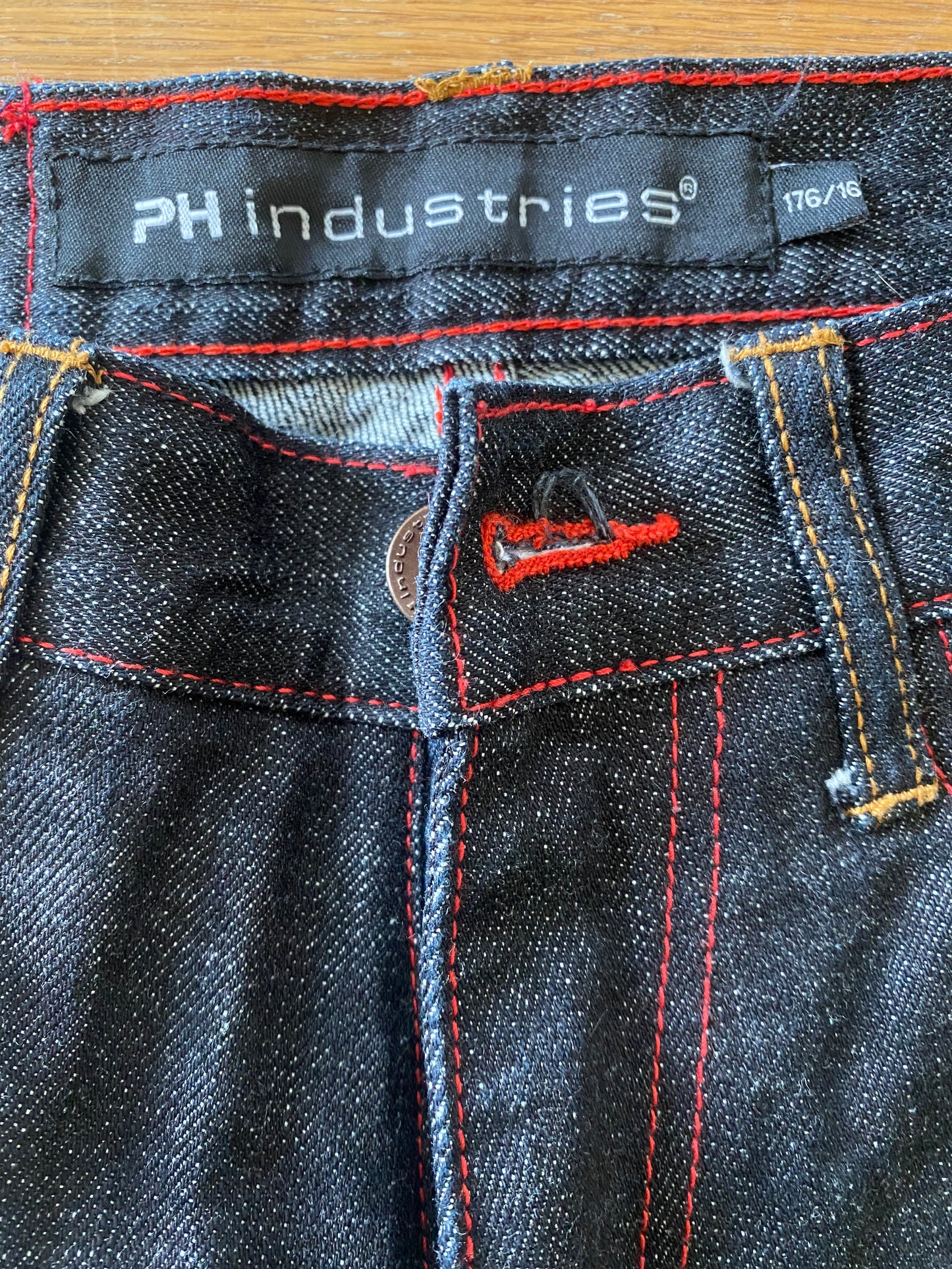 Vintage jeans embroidered pocket