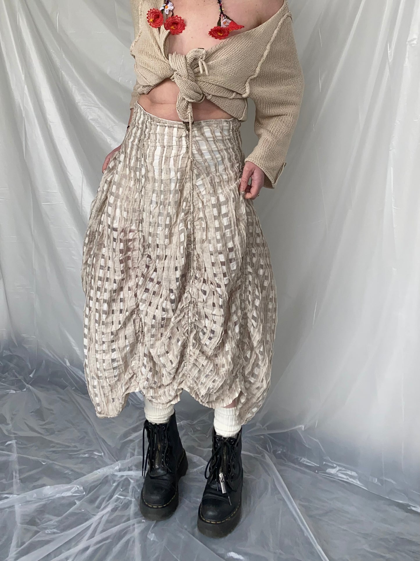Asymmetrical bubble skirt