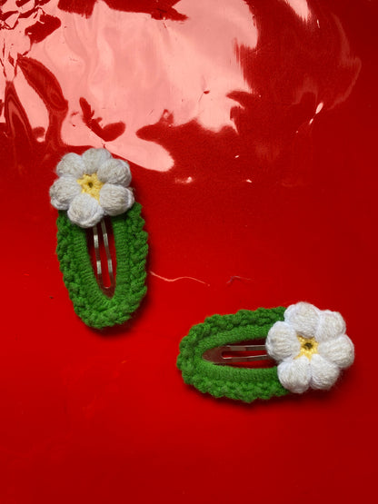 Flower crochet clips