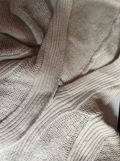 Knitted hooded cardigan