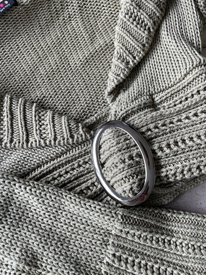 Knitted cropped buckle cardigan