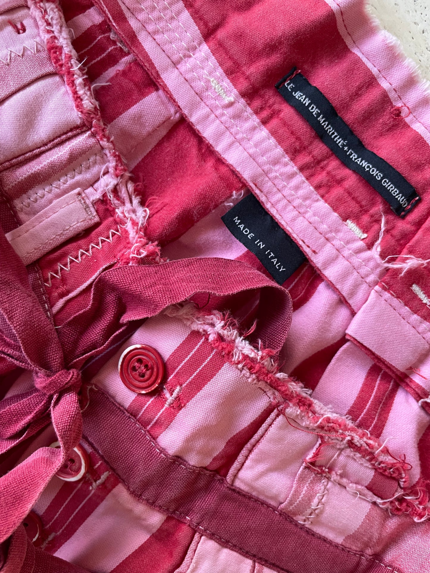 Marithé + François Girbaud pleated pink skirt