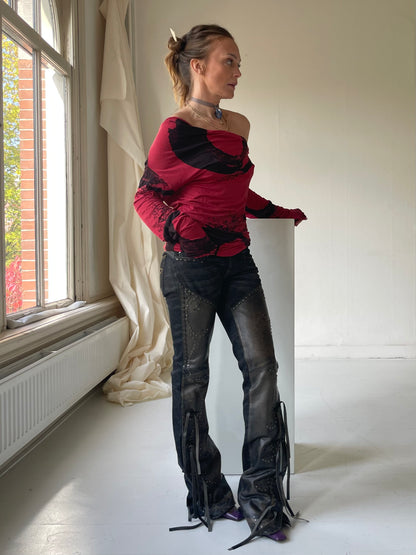 Assymetrical offshoulder shirt
