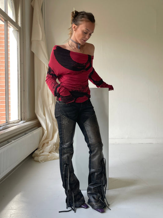 Assymetrical offshoulder shirt