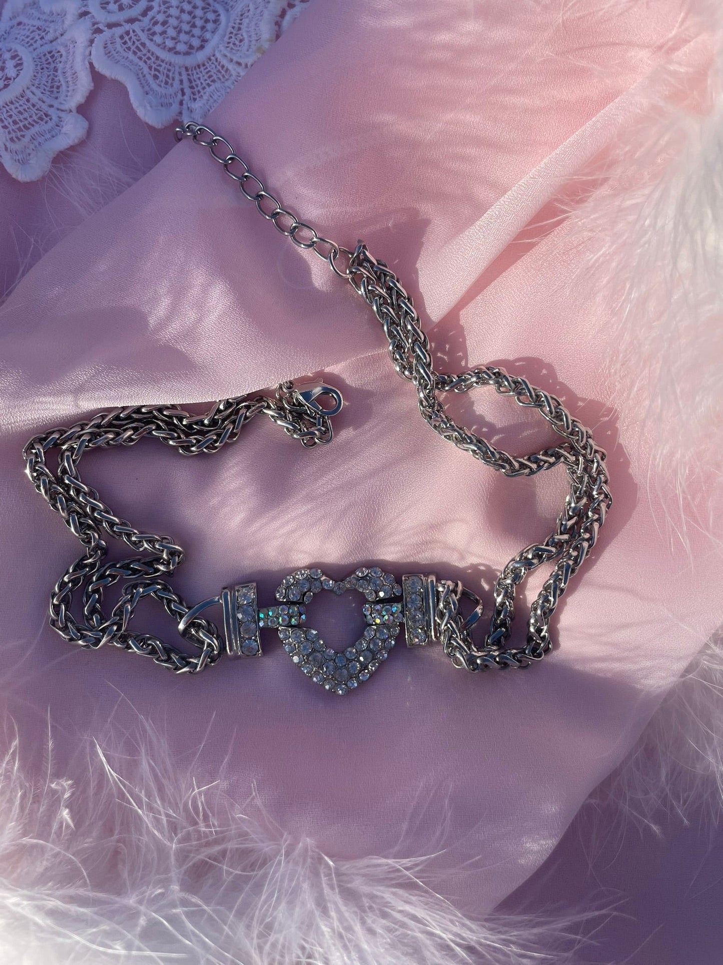 Heart charm choker
