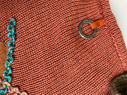 Save the queen! knitted top