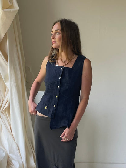 Asymmetrical gilet vest