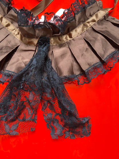 Gothic glamour lace ruffle collar