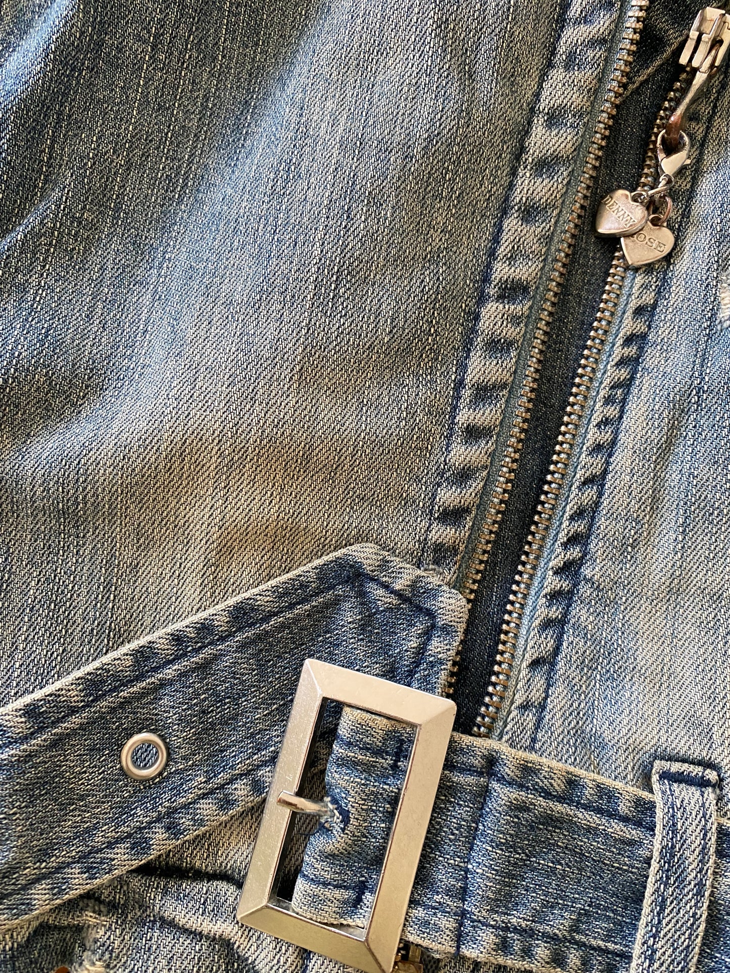 Denim motor jack