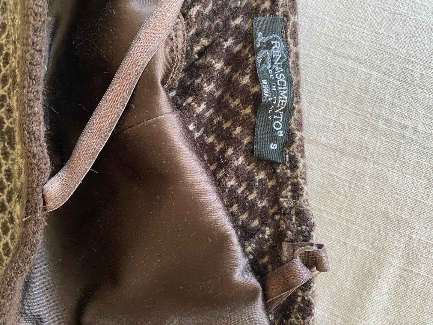 Knitted flower detail dress