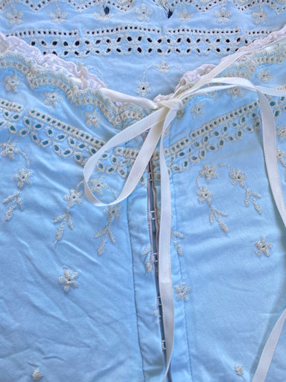 Anti-Flirt eye-let lace corset body